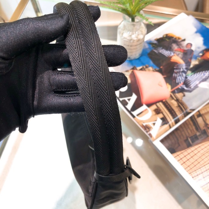 handbags prada Hobo 1NE515 Re-edition 2000   Size:22*17*6