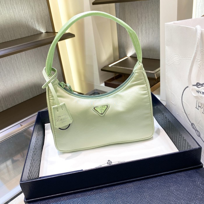 handbags prada Hobo 1NE515 Re-edition 2000   Size:22*17*6