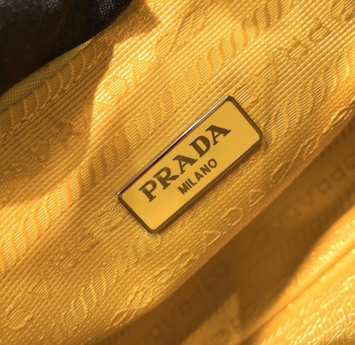 Handbag Prada 1NE515 Size:22*17*6 