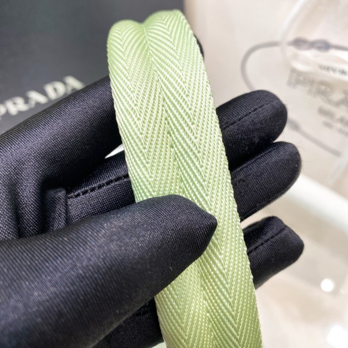 handbags prada Hobo 1NE515 Re-edition 2000   Size:22*17*6