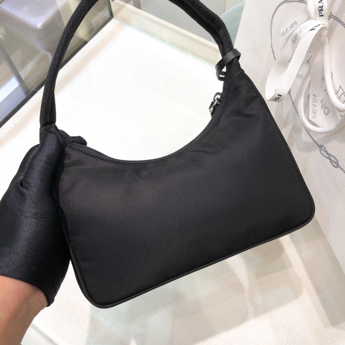 handbags prada Hobo 1NE515 re-edition 2000   Size:22*17*6
