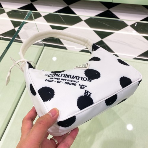 handbags prada Hobo 1NE515 re-edition 2000   Size:22*17*6