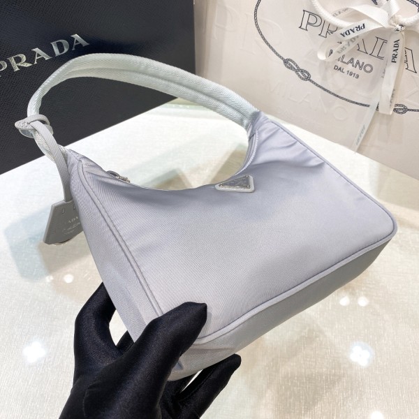 handbags prada Hobo 1NE515 Re-edition 2000    Size:22*17*6