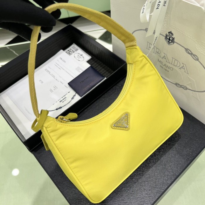 handbags prada Hobo 1NE515 re-edition 2000   Size:22*17*6