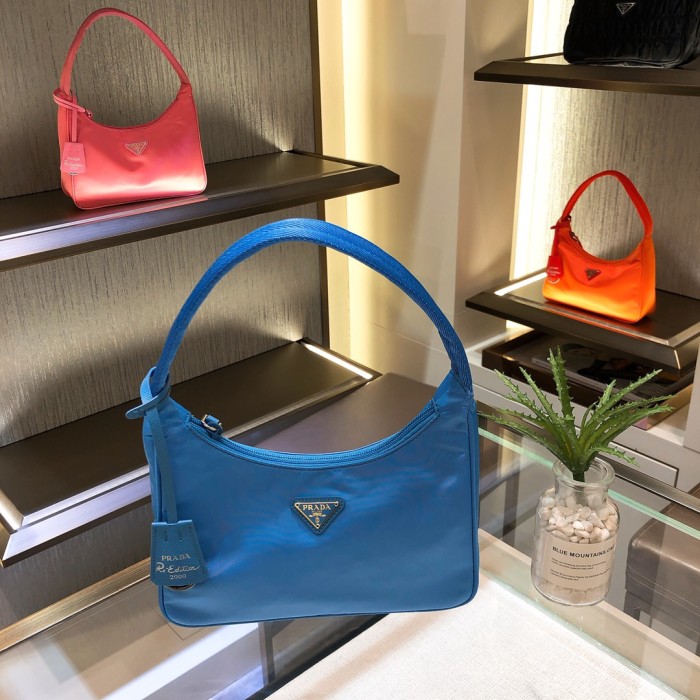 handbags prada Hobo 1NE515 Re-edition 2000   Size:22*17*6