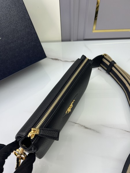 handbags prada 1BH194  23*14*6.5
