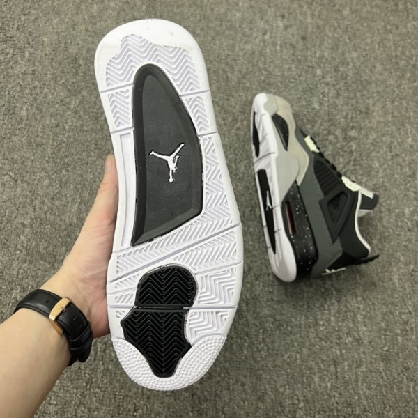 Jordan 4 Retro Fear Pack