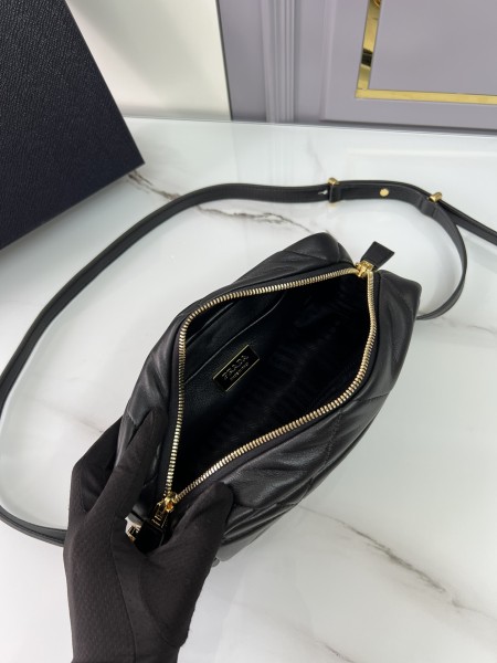 PRADA Soft Sheep Leather Crossbody Bag Shoulder Bag Women's Black 1BH197_2DF0_F0002_V_OVM size 22*7*11 cm