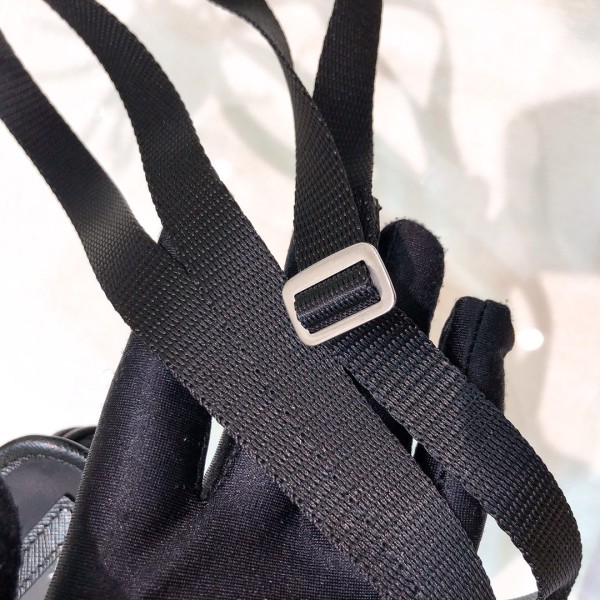 handbags prada 𝟐𝐙𝐇𝟏𝟎𝟗  12*18