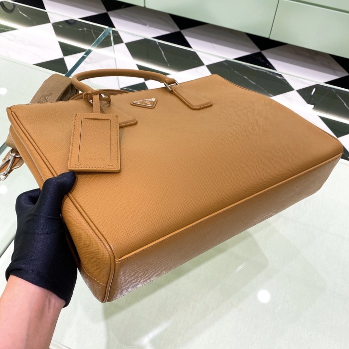 handbags prada 2VG061  size：39*29*9cm 