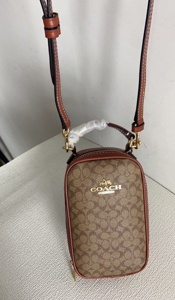 Coach CH368 size:11*17.8*5