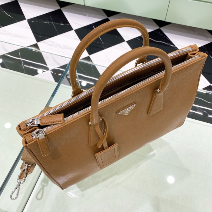 handbags prada 2VG061  size：39*29*9cm 