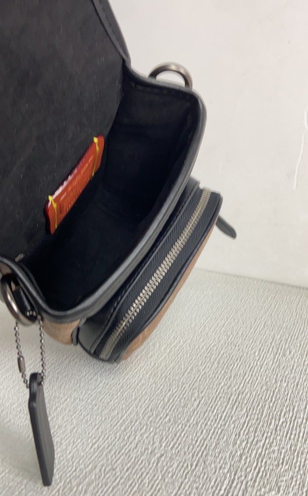 Coach CH710 size:13*17*7