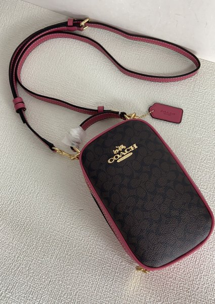 Coach CH368 size:11*17.8*5