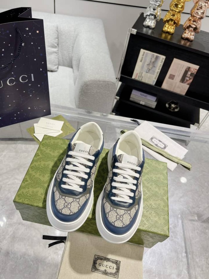 GUCCI GG Supreme Sneakers Blue