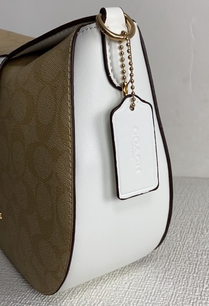 Coach CF196 size:26*18*9