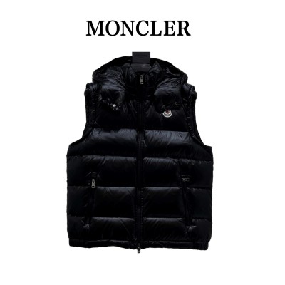 Moncler Bormes Down Vest