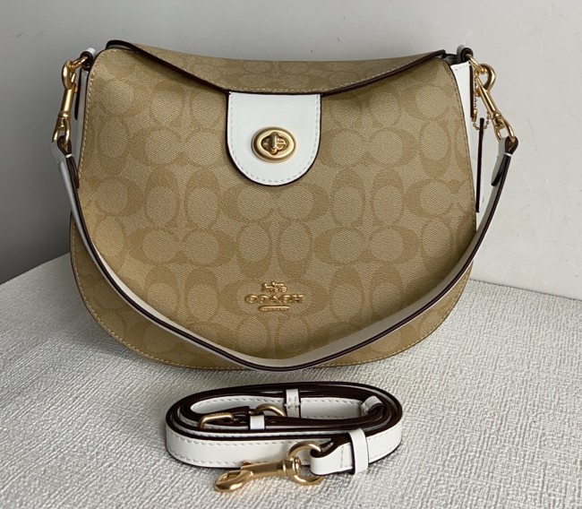 Coach CF196 size:26*18*9