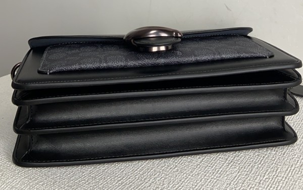 Coach C1032 size:2*5*7.5