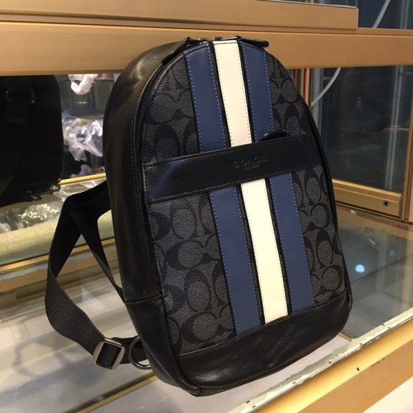 Coach 26067  size:20*33*7