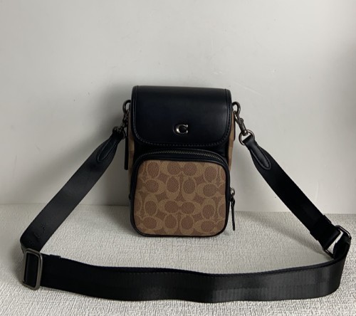 Coach CH710 size:13*17*7