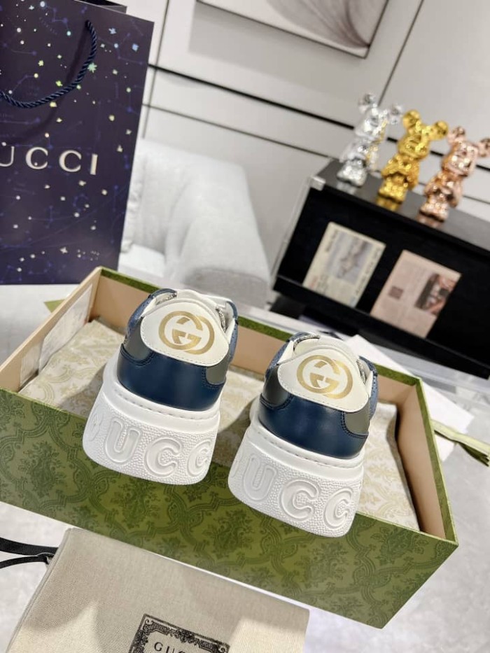 GUCCI GG Supreme Sneakers Blue