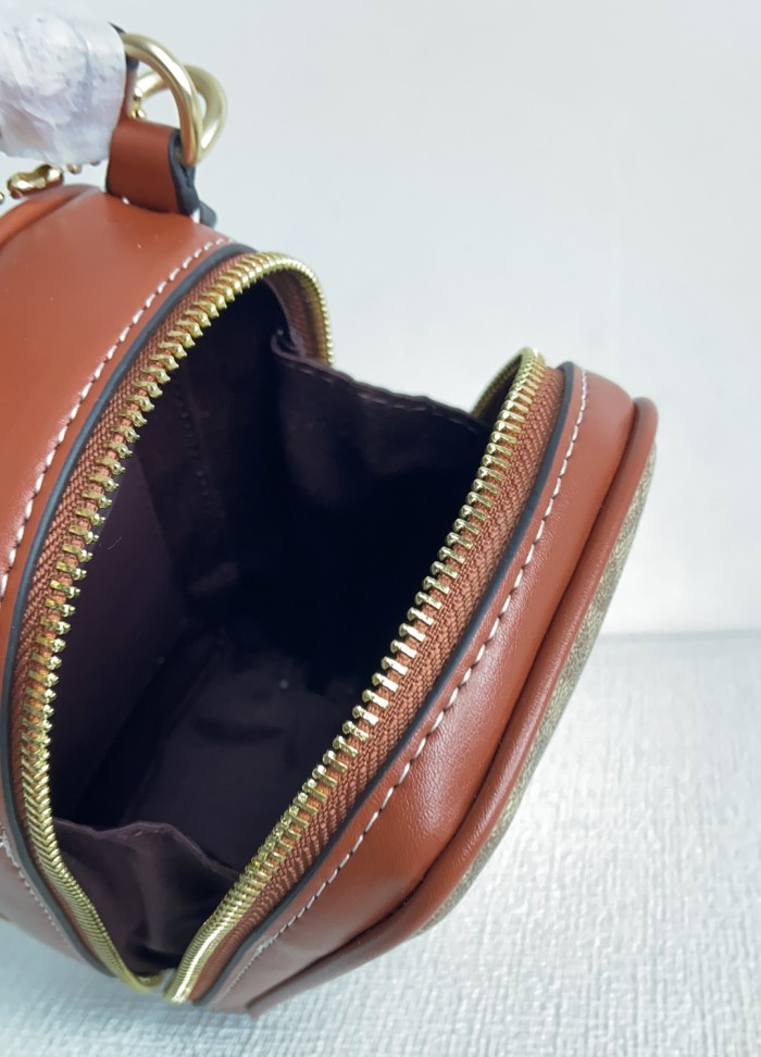 Coach CH368 size:11*17.8*5