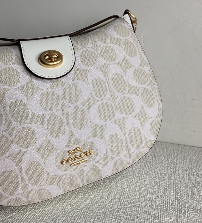 Coach CF196 size:26*18*9