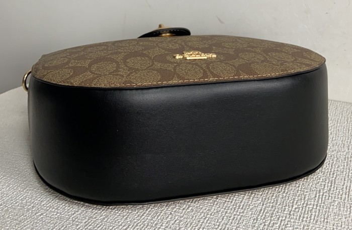 Coach CF196 size:26*18*9