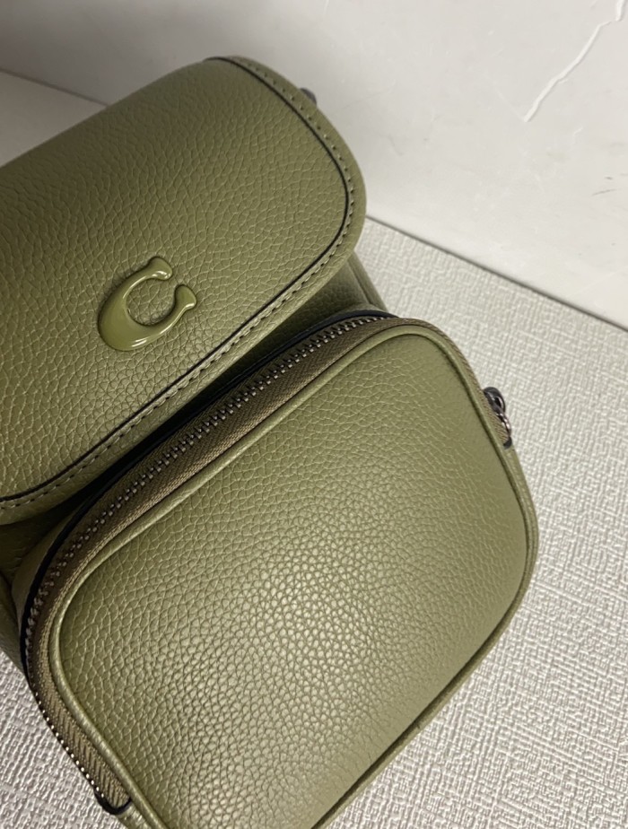  Handbags  Coach CH688 size:13/17/7 cm