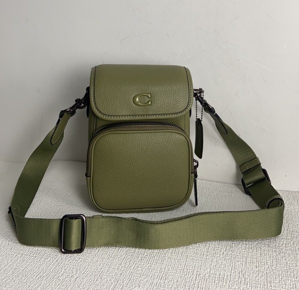  Handbags  Coach CH688 size:13/17/7 cm