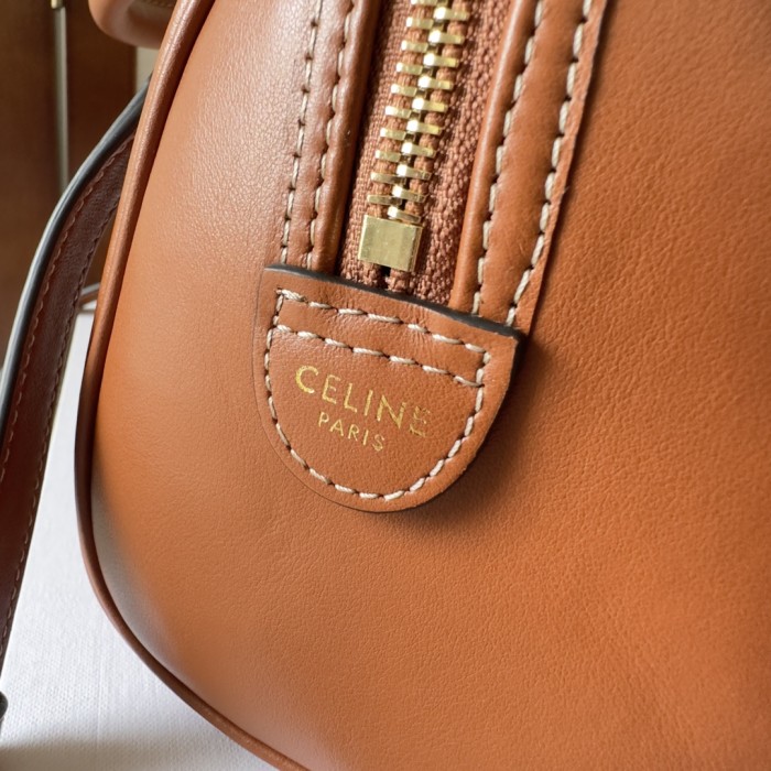  Handbags CELIN 197582  size:19.5×14×7.5 cm