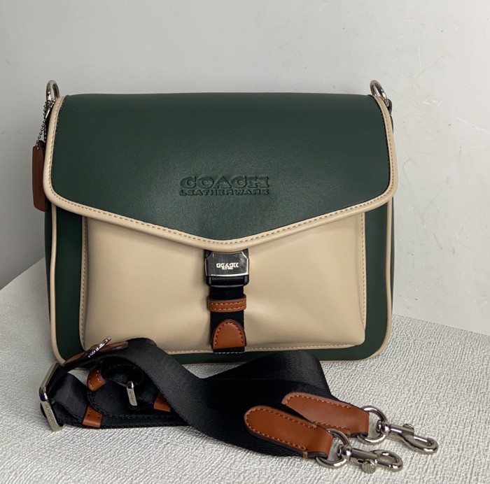 Coach CH755 SIZE:29*23*7