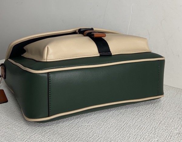 Coach CH755 SIZE:29*23*7