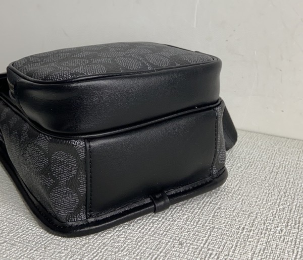  Handbags Coach CH710 size:13/17/7 cm