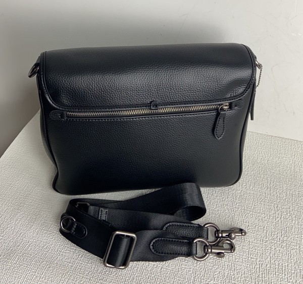 Coach CH755 SIZE:29*23*7