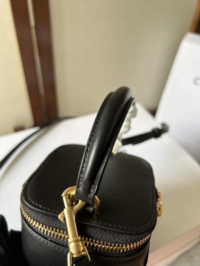  Handbags CELIN-E 110762  101762 size:9.5 X 8 X 9 cm