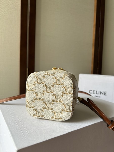 Handbags CELIN-E 110762  101762 size:9.5 X 8 X 9