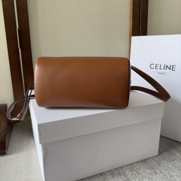  Handbags CELIN 197582  size:19.5×14×7.5 cm