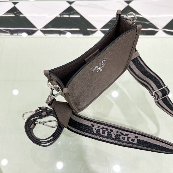 handbags prada 1BH191 size:20*19*6cm