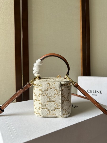 Handbags CELIN-E 110762  101762 size:9.5 X 8 X 9