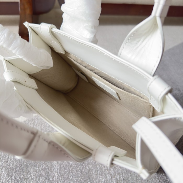  Handbags Chloe Woody 20*14*6 cm