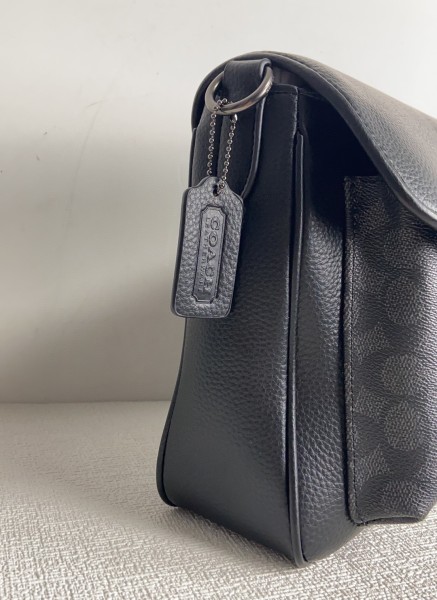 Coach CH755 SIZE:29*23*7