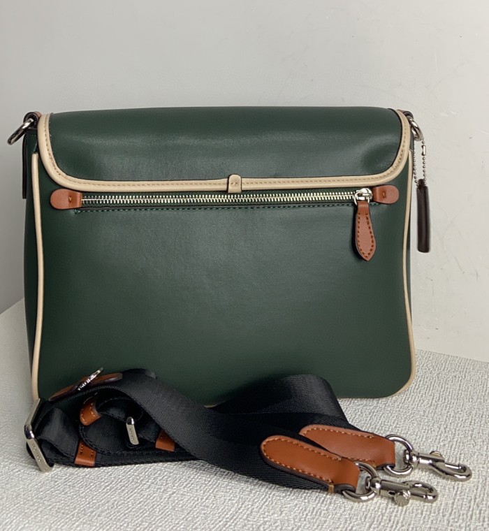 Coach CH755 SIZE:29*23*7