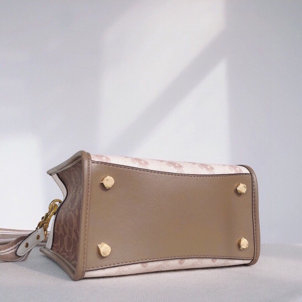 Coach C3866 size:22*21*12cm