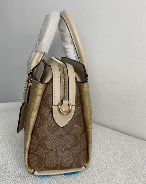 Coach CH503 size:26*17*11