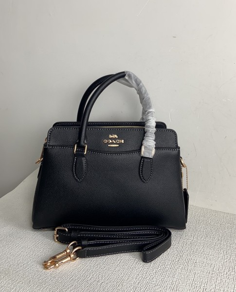 Coach CH859  size:26*17*11