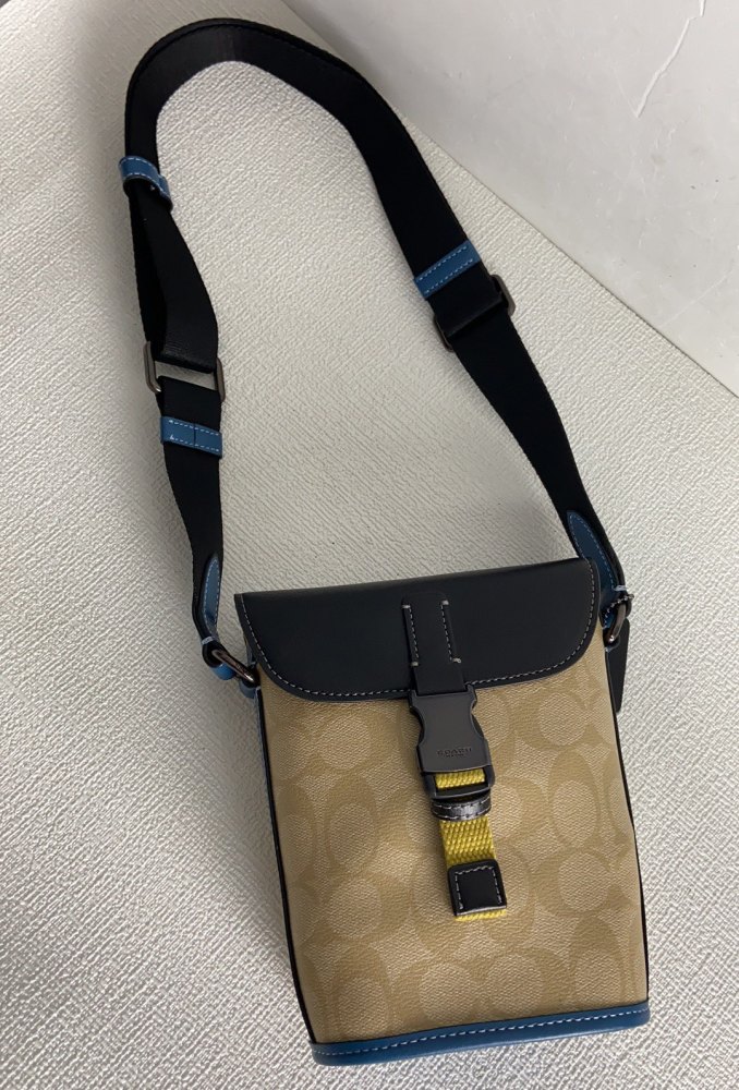 Handbags Coach CH071 size:13*19*6