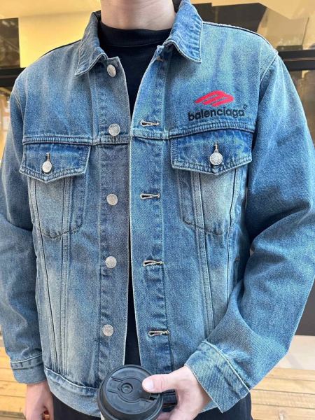 Clothes Balenciaga 599