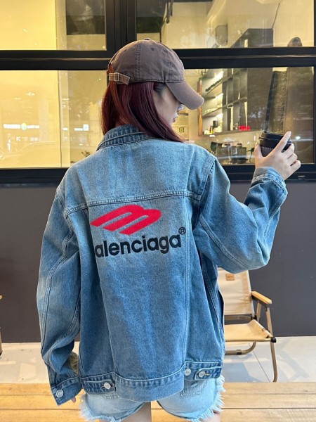Clothes Balenciaga 599